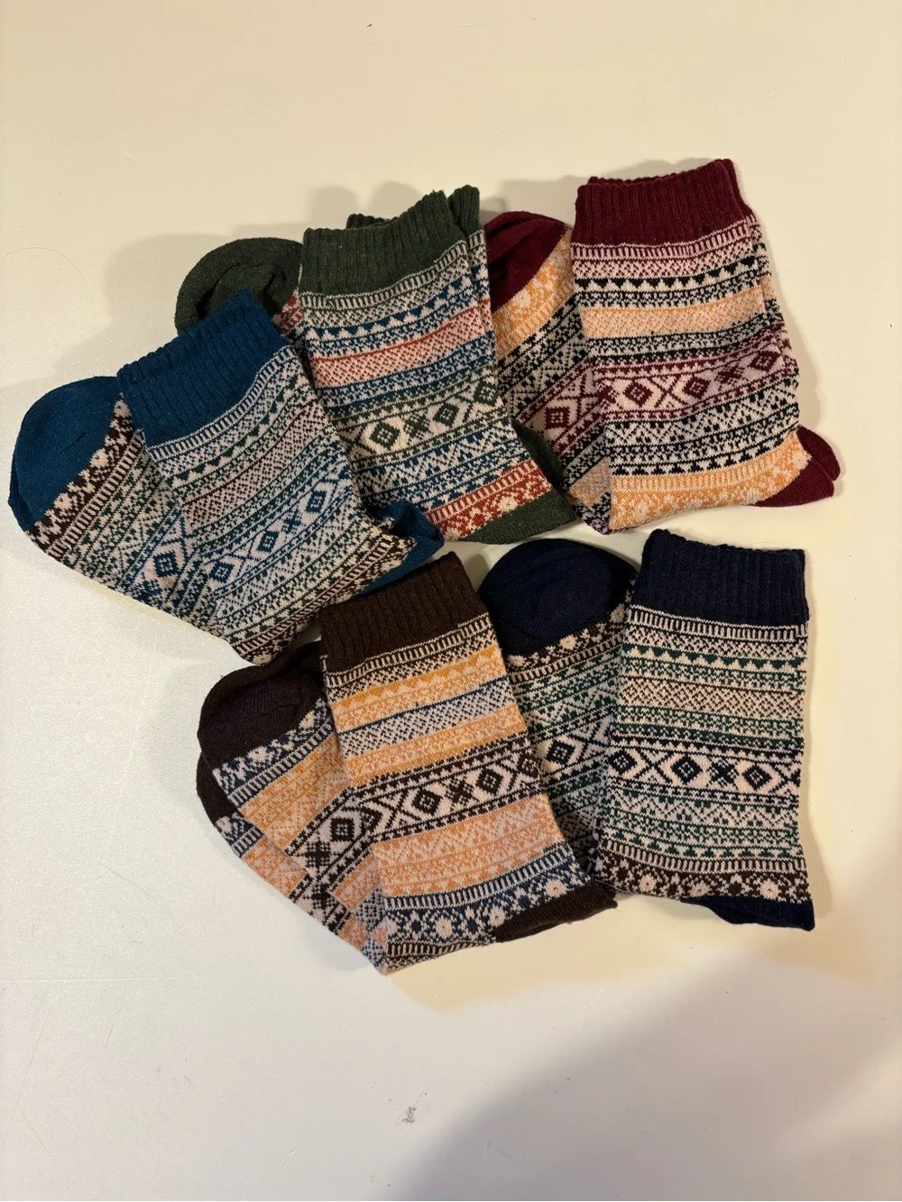 Women’s Patterned Crew Socks - Mixed Colors
